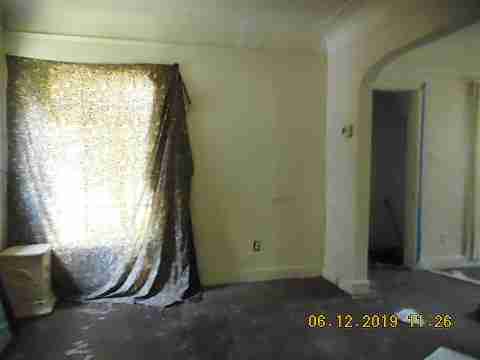 11807 Elmdale (15)_m.jpg